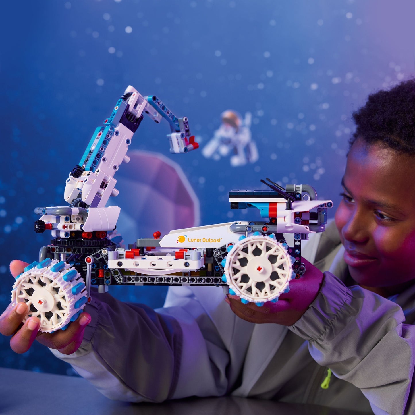 LEGO Lunar Outpost Moon Rover Space Vehicle 42211 Technic (Pre-Order: augustus)