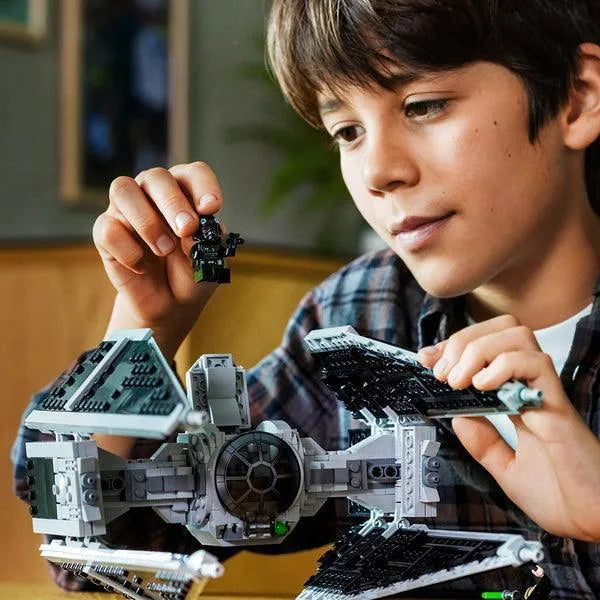 LEGO Endor Speeder Bike Chase Diorama 75353 StarWars