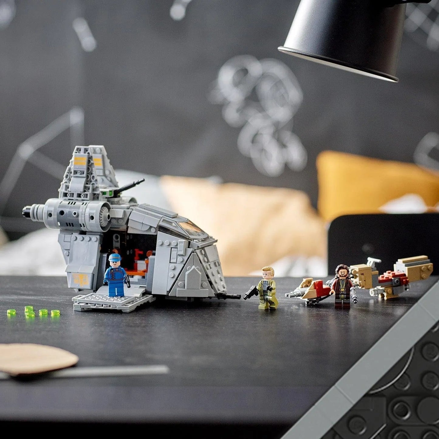LEGO Hinderlaag op Ferrix 75338 StarWars