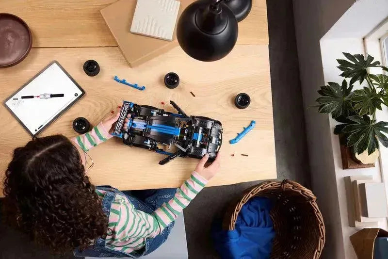 LEGO Porsche GT4 e-Performance racewagen 42176 Technic