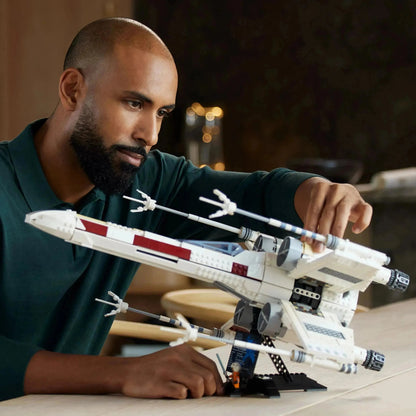 LEGO Luke Skywalker’s X-Wing Fighter 75355 StarWars