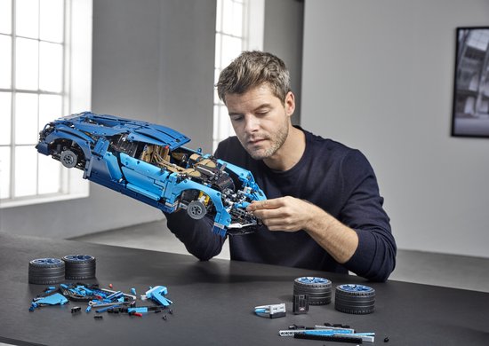 LEGO Technic Bugatti Chiron - 42083