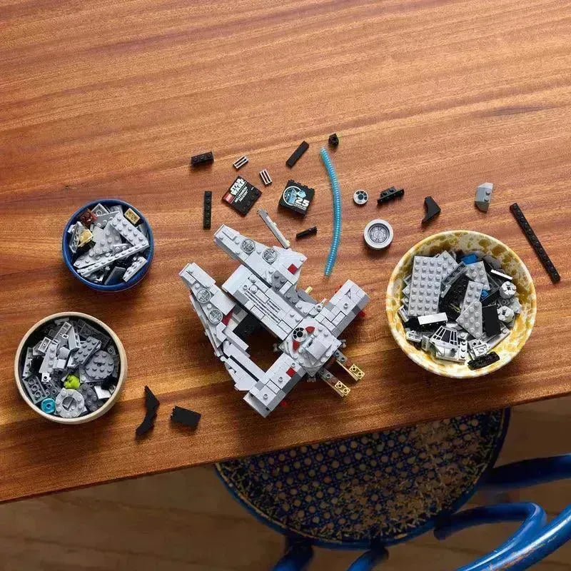 LEGO Millennium Falcon™ 75375 StarWars