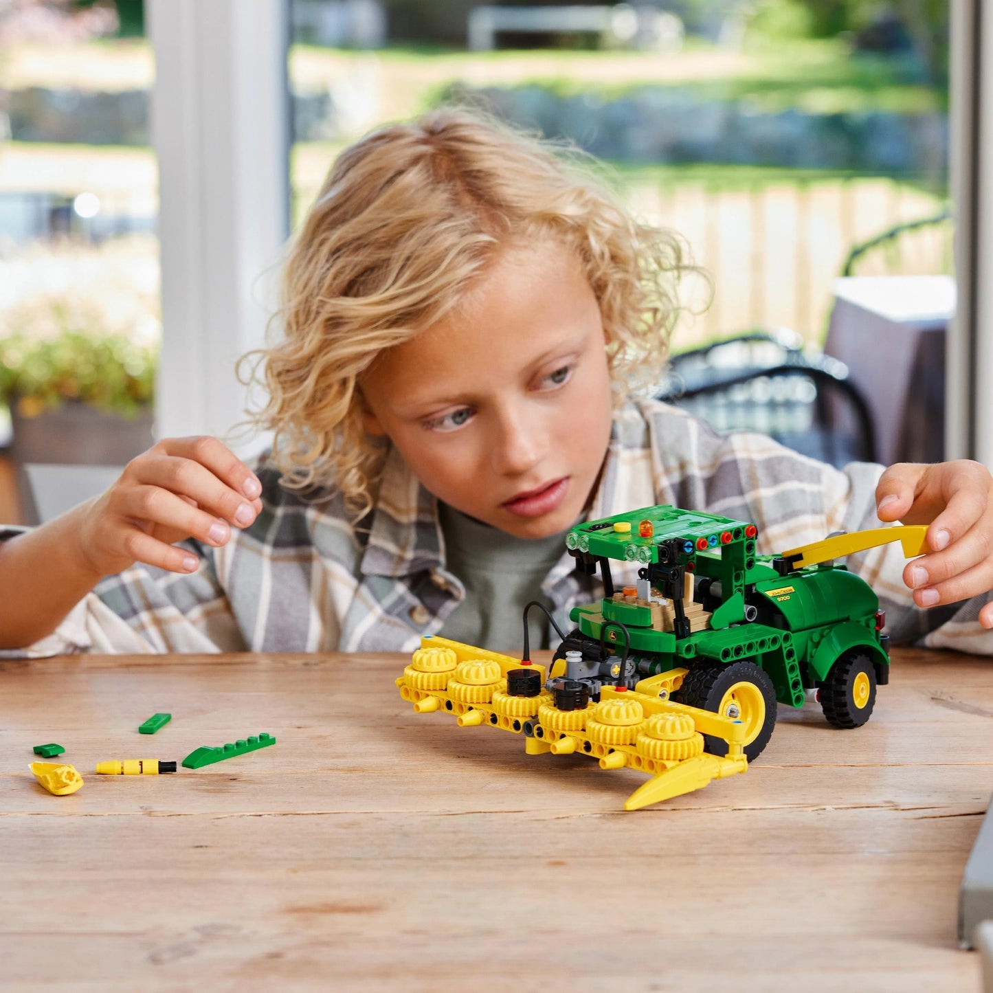 LEGO John Deere 9700 Maïshakselaar 42168 Technic