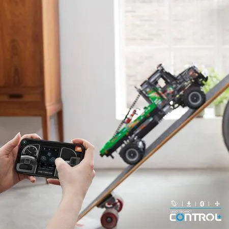 LEGO Mercedes-Benz Zetros Trial Truck 4X4 42129 Technic