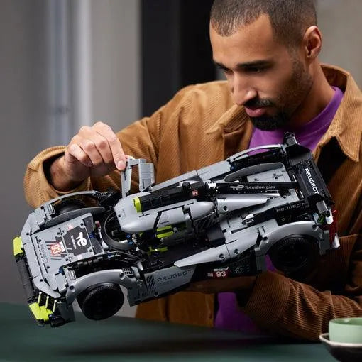 LEGO Peugeot 9x8 hypercar 42156 Technic